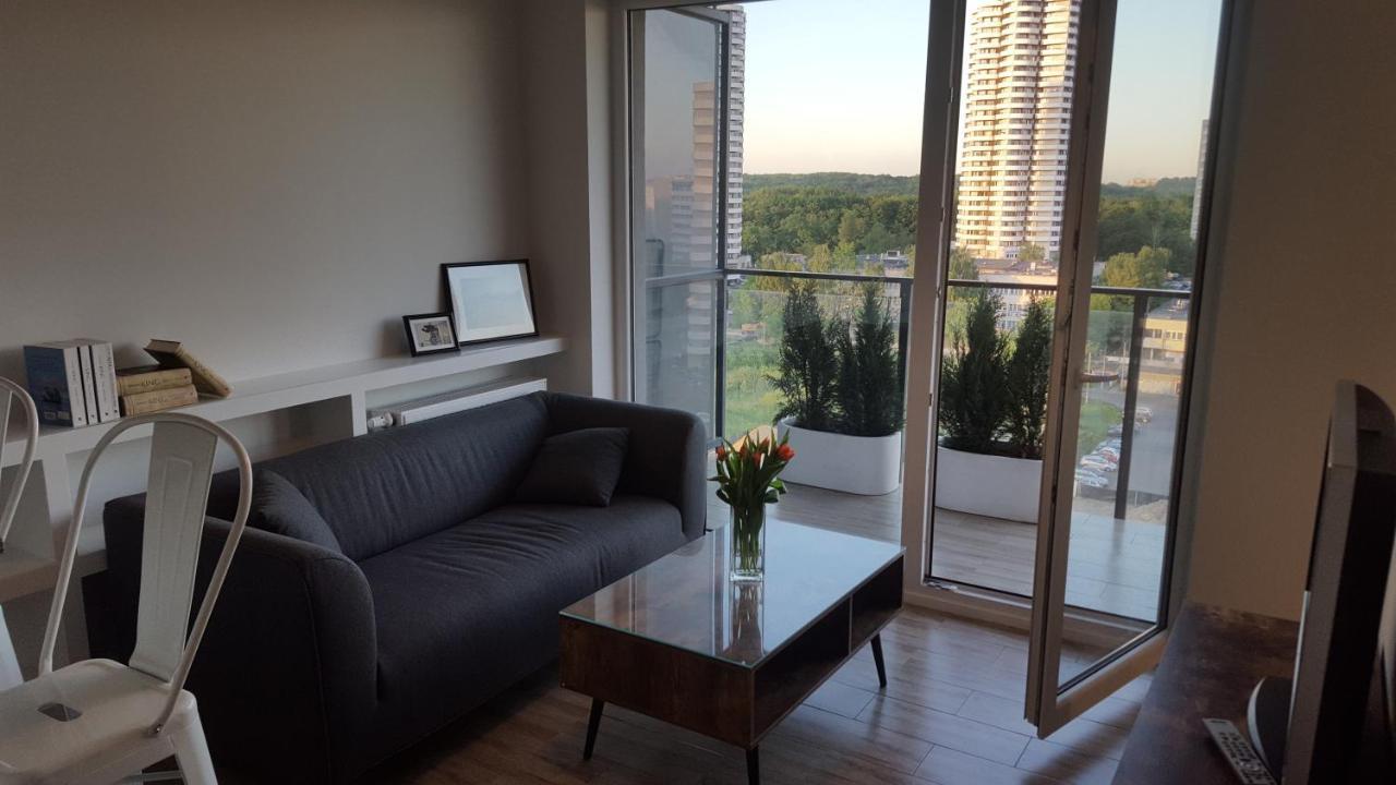 Apartament Wsrod 1000Cy Swiatel - Z Parkingiem W Hali Garazowej- Duzy Balkon Z Lezakami - Piekny Widok Noca Na Panorame Tysiaclecia カトヴィツェ エクステリア 写真