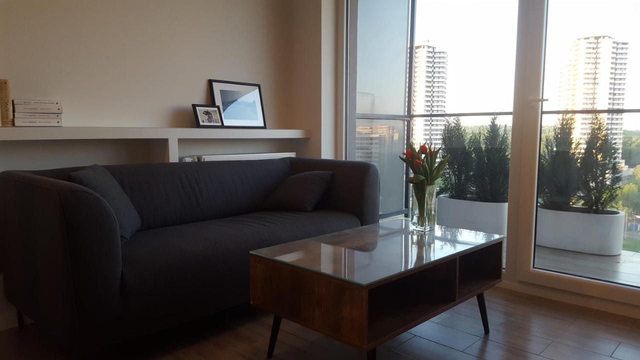 Apartament Wsrod 1000Cy Swiatel - Z Parkingiem W Hali Garazowej- Duzy Balkon Z Lezakami - Piekny Widok Noca Na Panorame Tysiaclecia カトヴィツェ エクステリア 写真