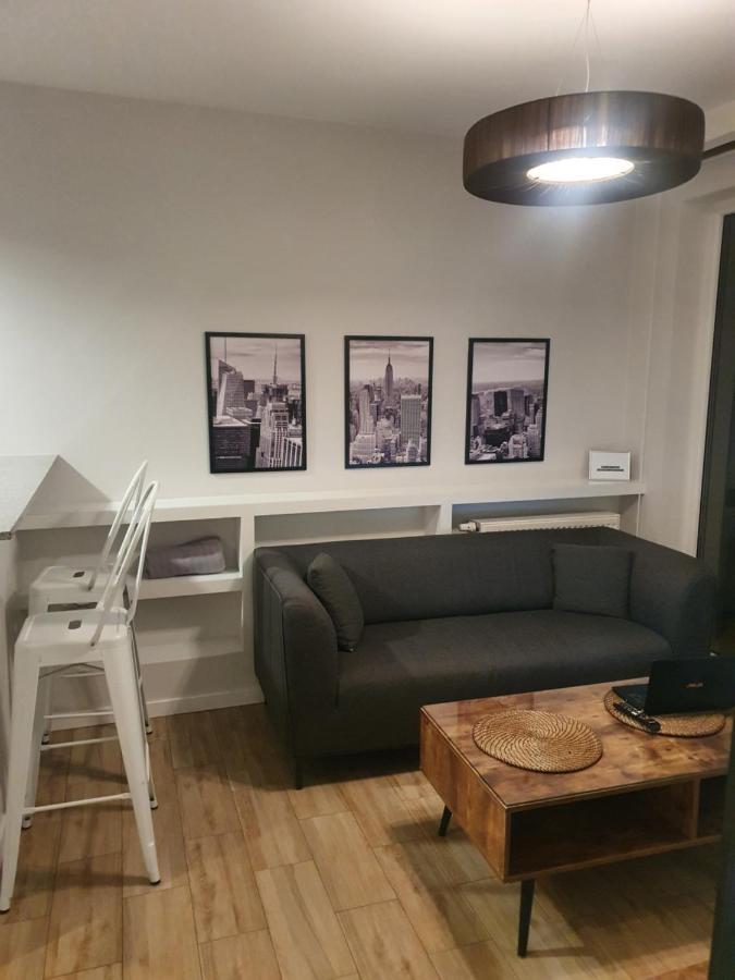 Apartament Wsrod 1000Cy Swiatel - Z Parkingiem W Hali Garazowej- Duzy Balkon Z Lezakami - Piekny Widok Noca Na Panorame Tysiaclecia カトヴィツェ エクステリア 写真