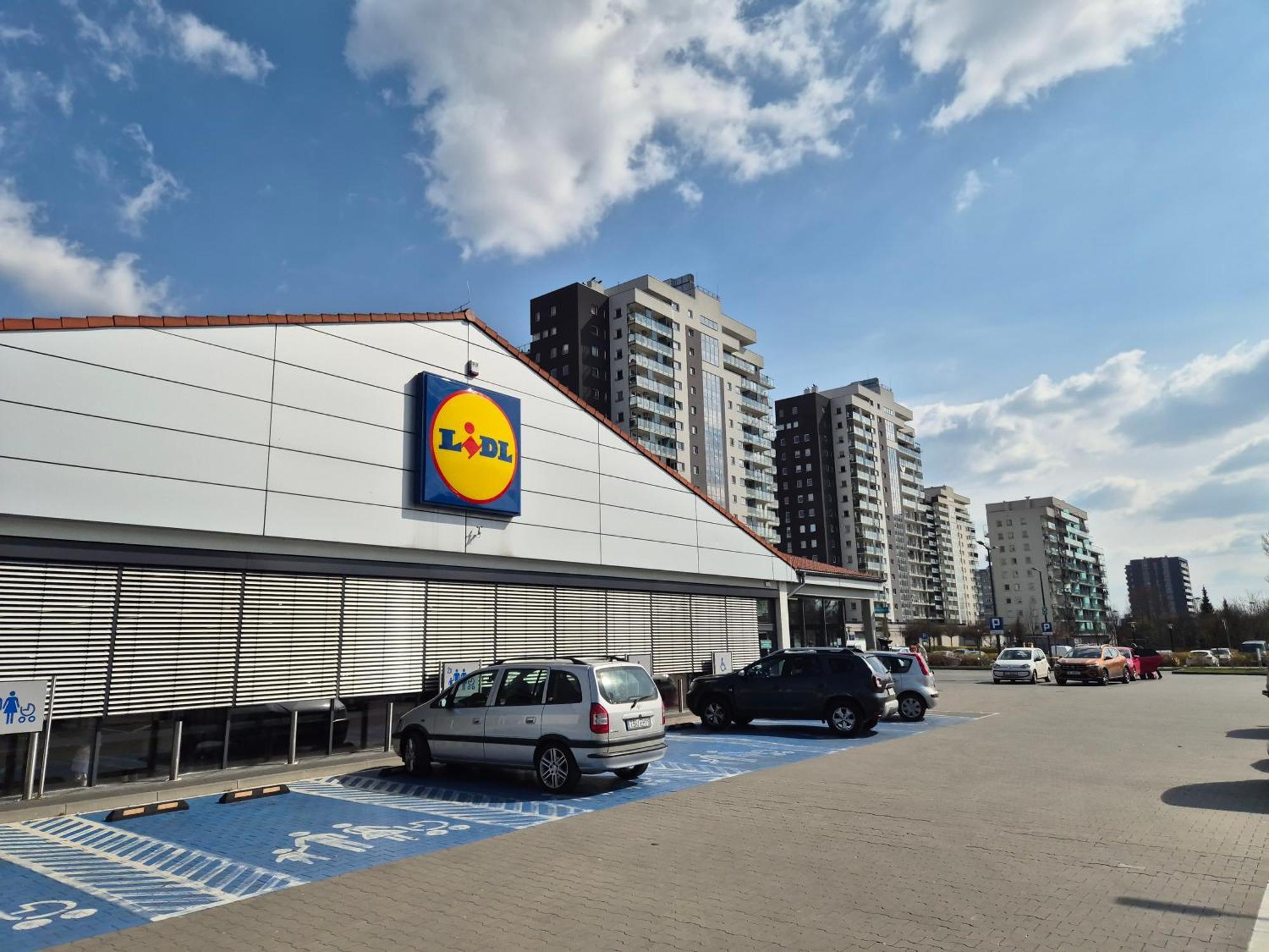 Apartament Wsrod 1000Cy Swiatel - Z Parkingiem W Hali Garazowej- Duzy Balkon Z Lezakami - Piekny Widok Noca Na Panorame Tysiaclecia カトヴィツェ エクステリア 写真