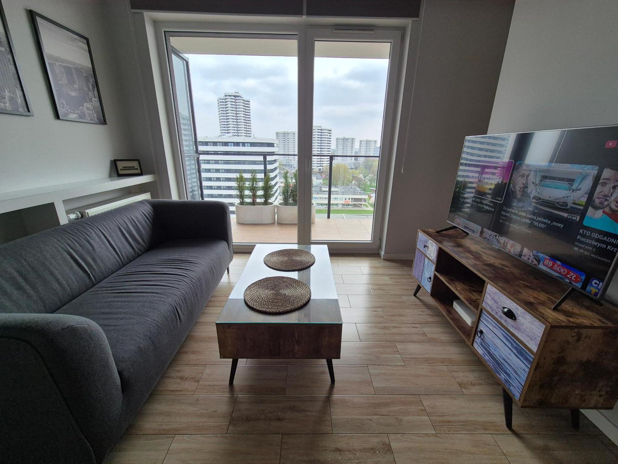 Apartament Wsrod 1000Cy Swiatel - Z Parkingiem W Hali Garazowej- Duzy Balkon Z Lezakami - Piekny Widok Noca Na Panorame Tysiaclecia カトヴィツェ エクステリア 写真